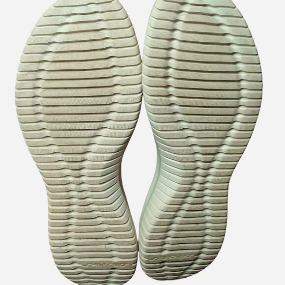 Womens size 10 flex fit Skechers - Picture 7 of 7